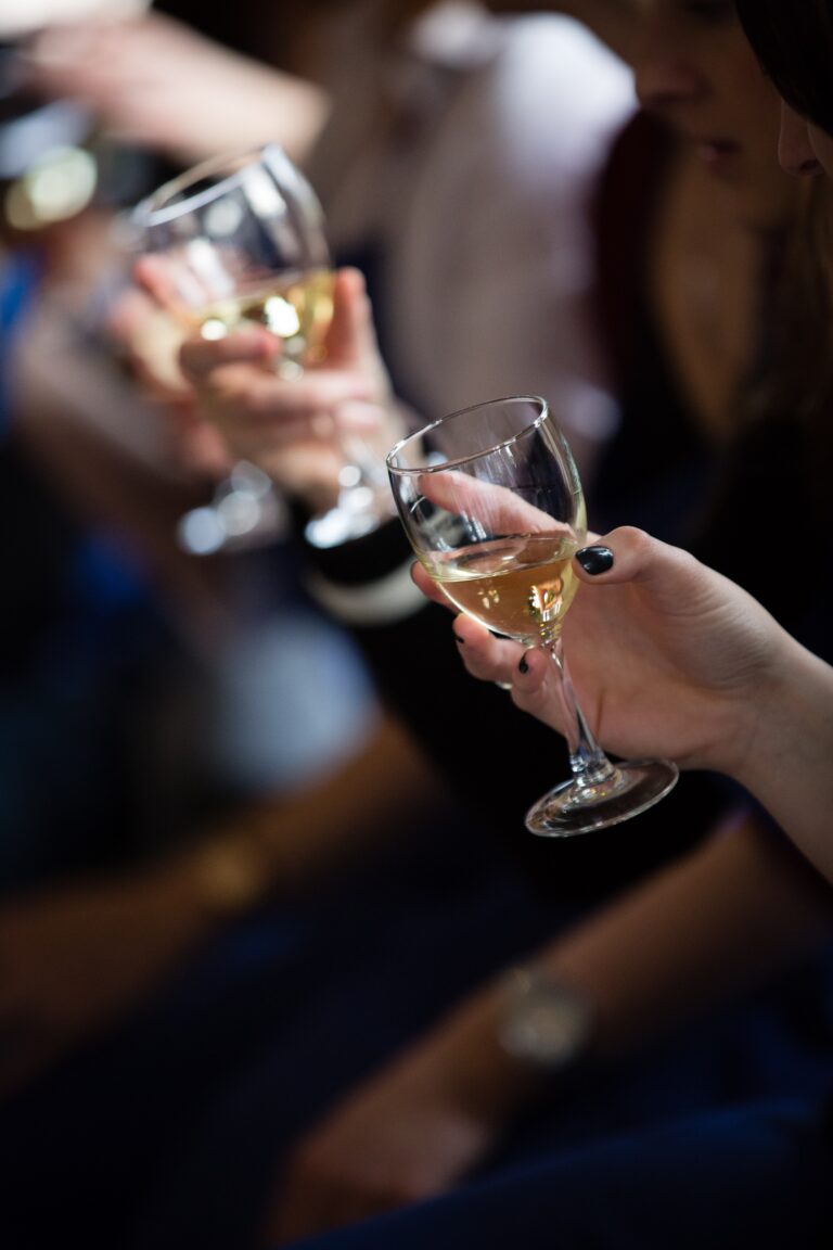 Lire la suite à propos de l’article Nos cours de sommellerie, un véritable voyage au cœur des arômes… de Provence et d’ailleurs !